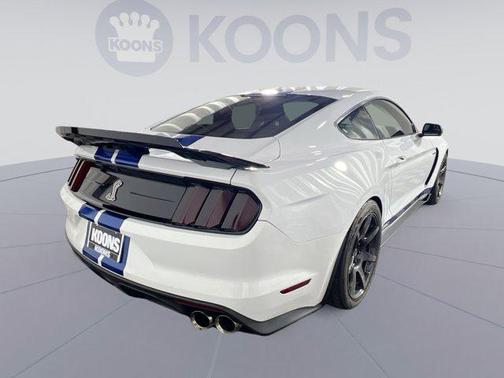 2017 Ford Shelby GT350 Base