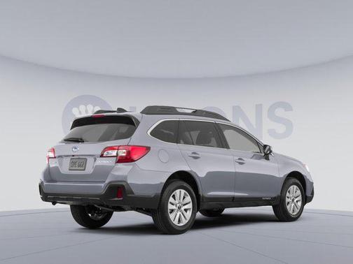 Ice Silver Metallic 2019 Subaru Outback 2.5i Premium