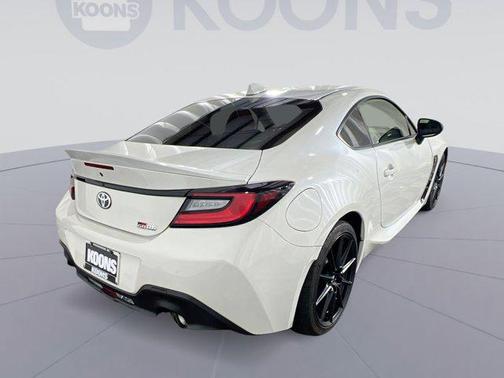 2023 Toyota GR86 Premium