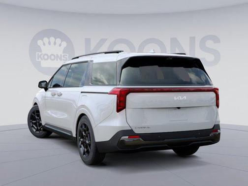 2026 Kia Carnival SX