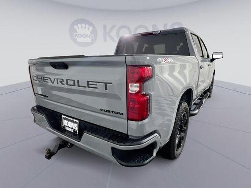 2024 Chevrolet Silverado 1500 Custom