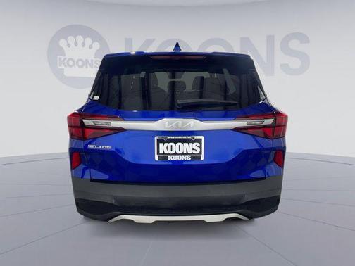 Neptune Blue 2023 Kia Seltos LX