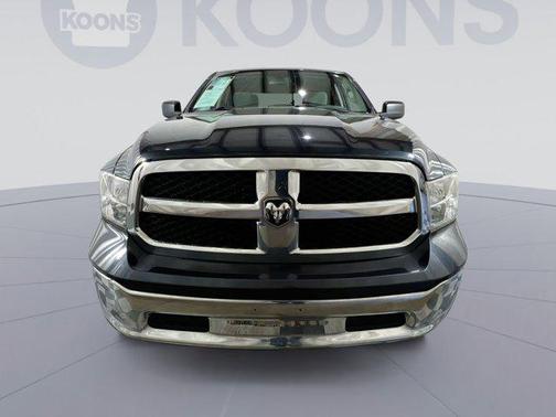 2019 RAM 1500 SLT