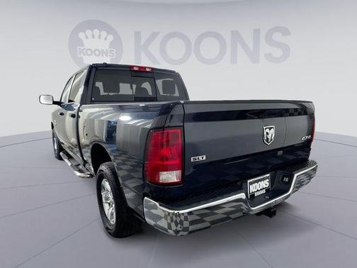 2019 RAM 1500 SLT