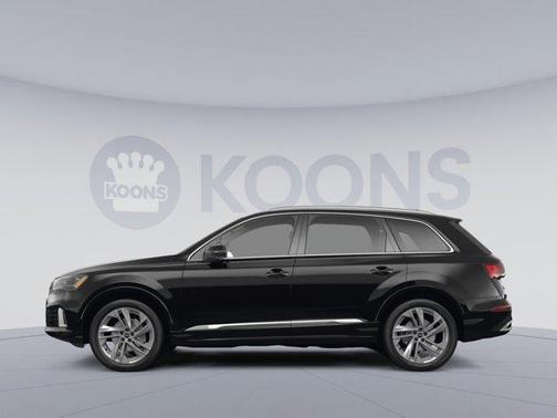 2023 Audi Q7 45 Premium Plus