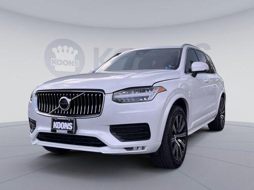 Crystal White Metallic 2023 Volvo XC90 B5 Core