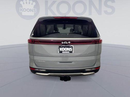 Ceramic Silver 2024 Kia Carnival SX Prestige