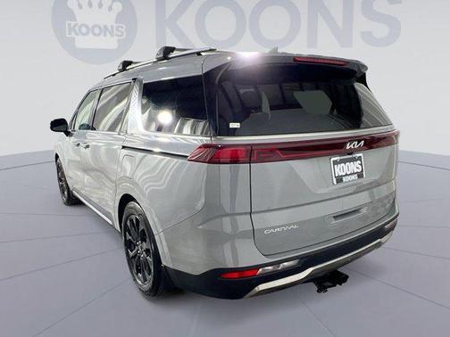 Ceramic Silver 2024 Kia Carnival SX Prestige