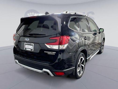 2022 Subaru Forester Touring