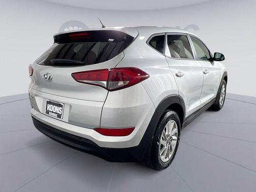 2018 Hyundai TUCSON SE