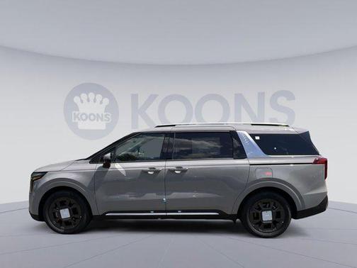 Ceramic Silver 2026 Kia Carnival Hybrid SX