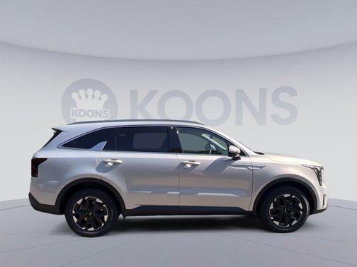 Ivory Silver 2026 Kia Sorento S