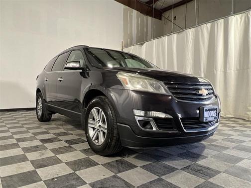 Photo 1 of 24 of 2015 Chevrolet Traverse 2LT