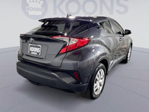 2021 Toyota C-HR LE