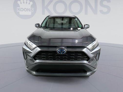 2022 Toyota RAV4 Hybrid XLE