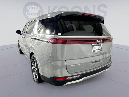 2024 Kia Carnival EX