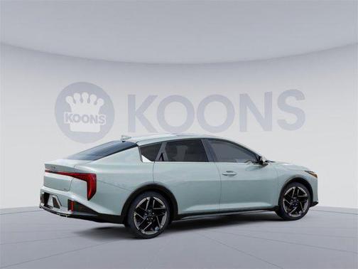 2025 Kia K4 GT-Line