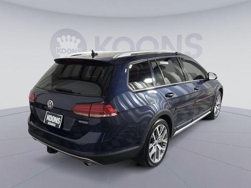 Night Blue 2019 Volkswagen Golf Alltrack TSI SE