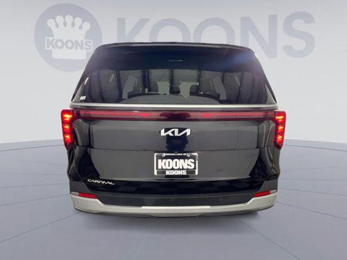 2025 Kia Carnival LXS