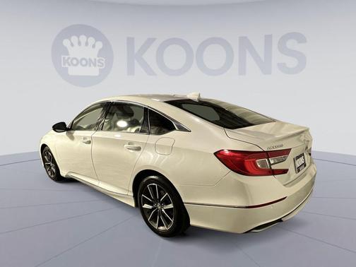 Crystal Black Pearl 2022 Honda Accord EX-L 1.5T