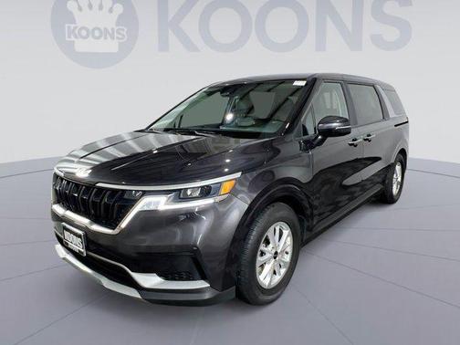 2023 Kia Carnival LX