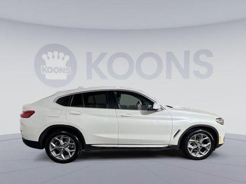2024 BMW X4 xDrive30i