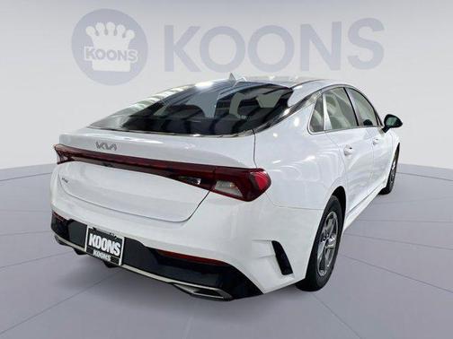 2022 Kia K5 LXS