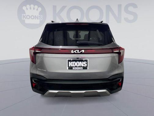 2025 Kia Seltos EX