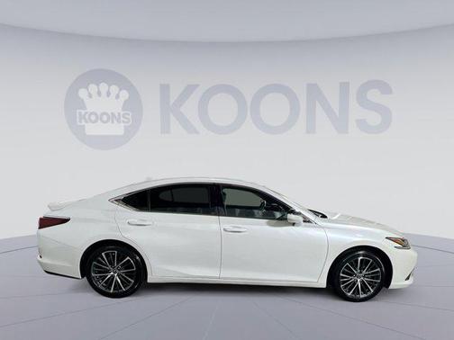 2025 Lexus ES 350 Base