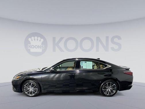 2022 Lexus ES 350 Base
