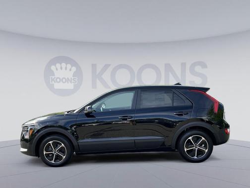 Aurora Black Pearl 2026 Kia Niro LX