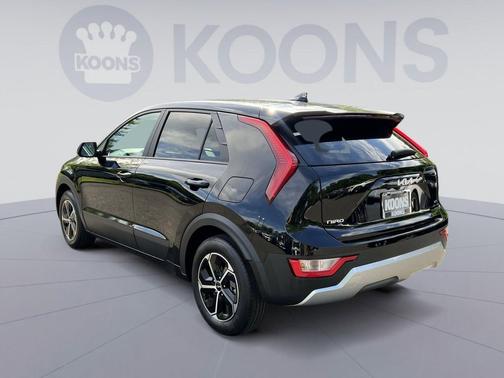 Aurora Black Pearl 2026 Kia Niro LX