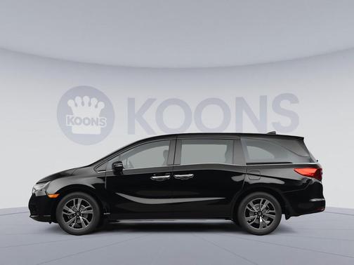 Crystal Black Pearl 2024 Honda Odyssey Touring