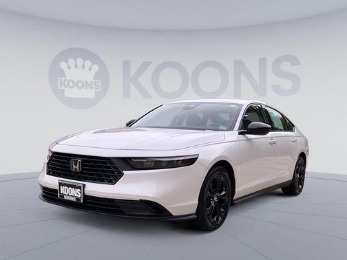 Platinum White Pearl 2025 Honda Accord SE
