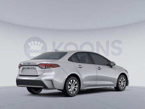 Classic Silver Metallic 2021 Toyota Corolla LE