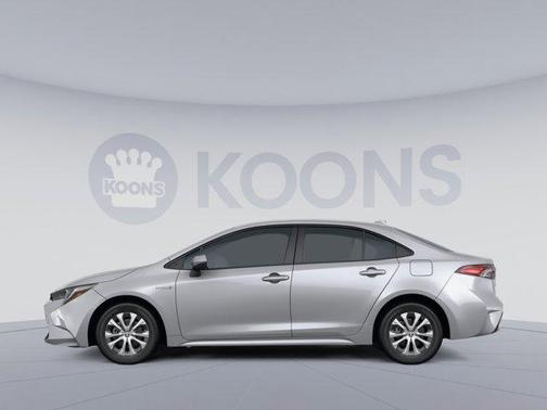 Classic Silver Metallic 2021 Toyota Corolla LE