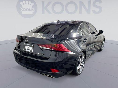2018 Lexus IS 300 Base