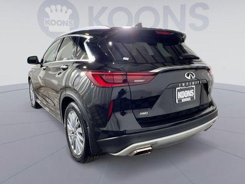 2023 INFINITI QX50 LUXE AWD