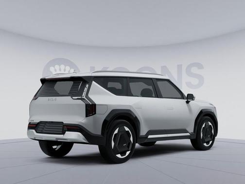 Ivory Silver Matte 2024 Kia EV9 Land