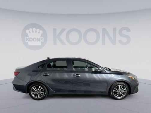 Gravity Gray 2023 Kia Forte LXS