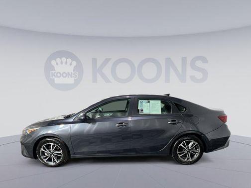 Gravity Gray 2023 Kia Forte LXS