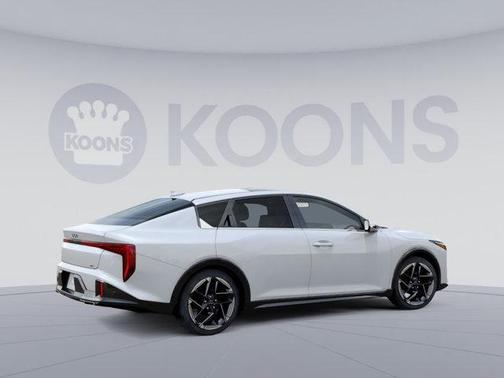 2025 Kia K4 GT-Line