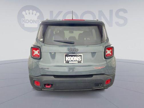 2016 Jeep Renegade Trailhawk