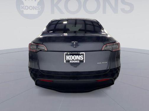 2024 Tesla Model Y Long Range Dual Motor All-Wheel Drive