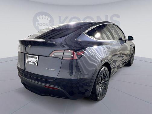 2024 Tesla Model Y Long Range Dual Motor All-Wheel Drive