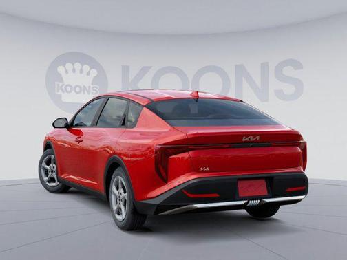 2025 Kia K4 LXS