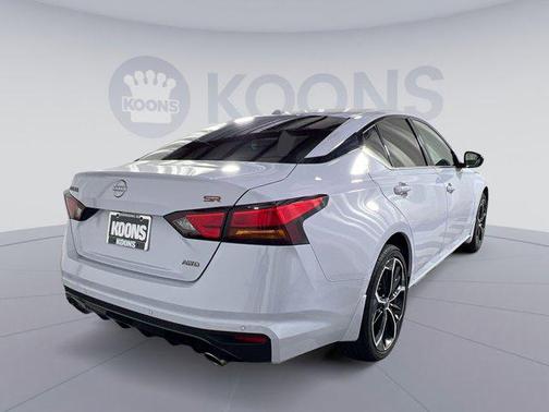 2024 Nissan Altima SR Intelligent AWD