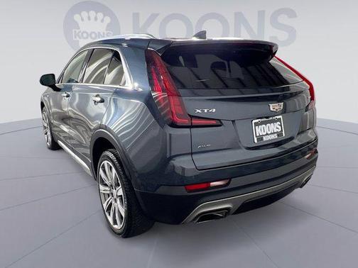 2020 Cadillac XT4 Premium Luxury