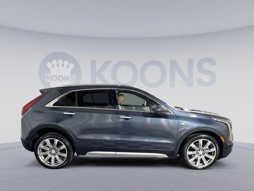 2020 Cadillac XT4 Premium Luxury