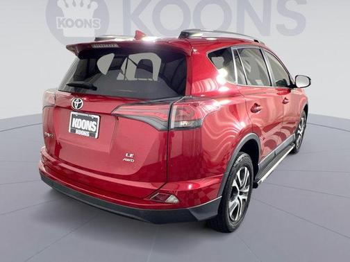 2017 Toyota RAV4 LE